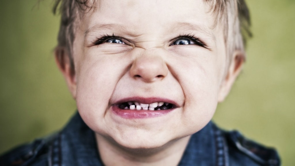 براکسیسم دندان در کودکان چیست ؟